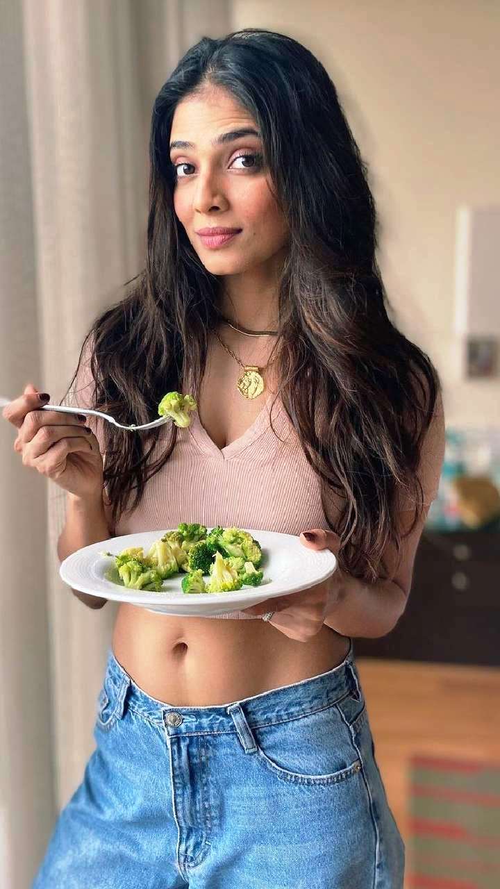 malavika mohanan fitness secret